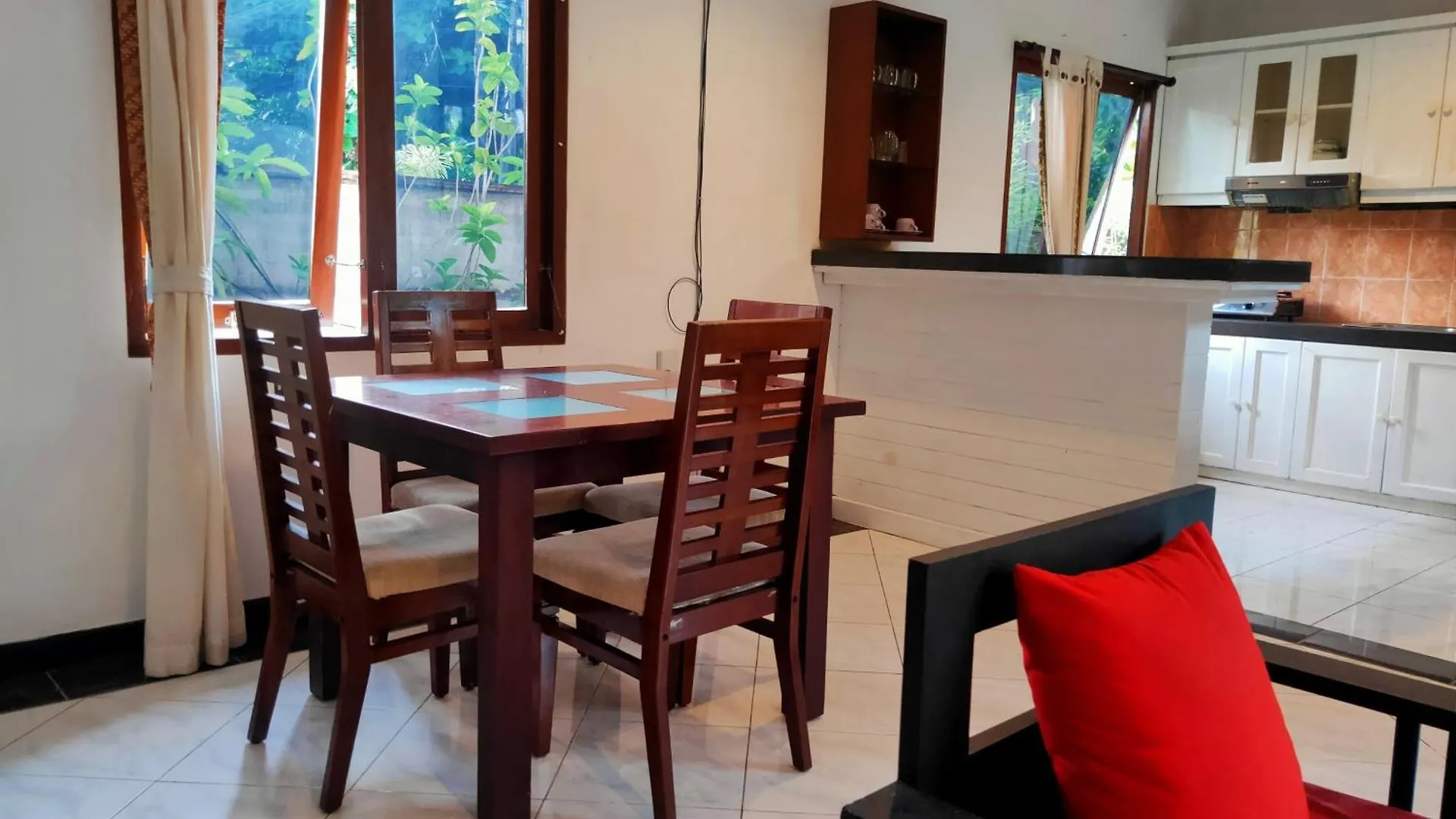 Uluwatu Centre Point Villas